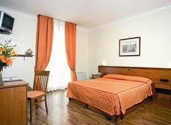 Hotel Romoli Roma