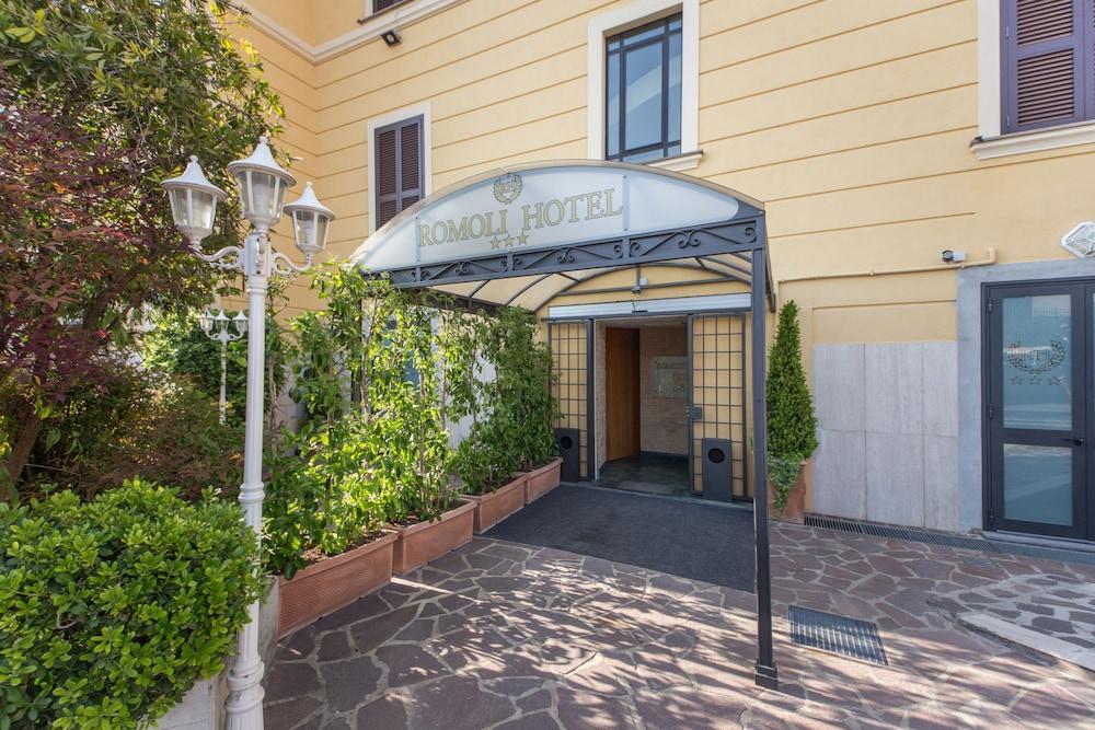 Hotel Romoli 3*