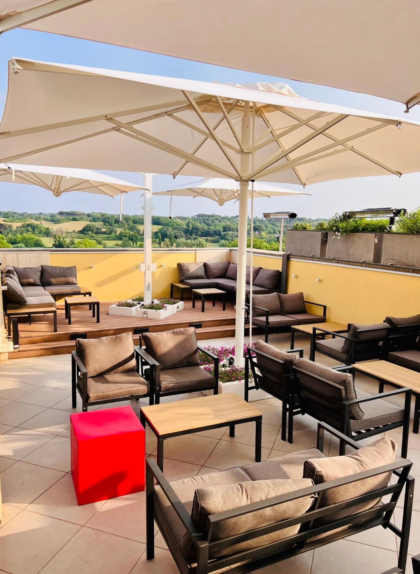 Hotel Romoli