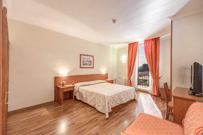Hotel Romoli 3*