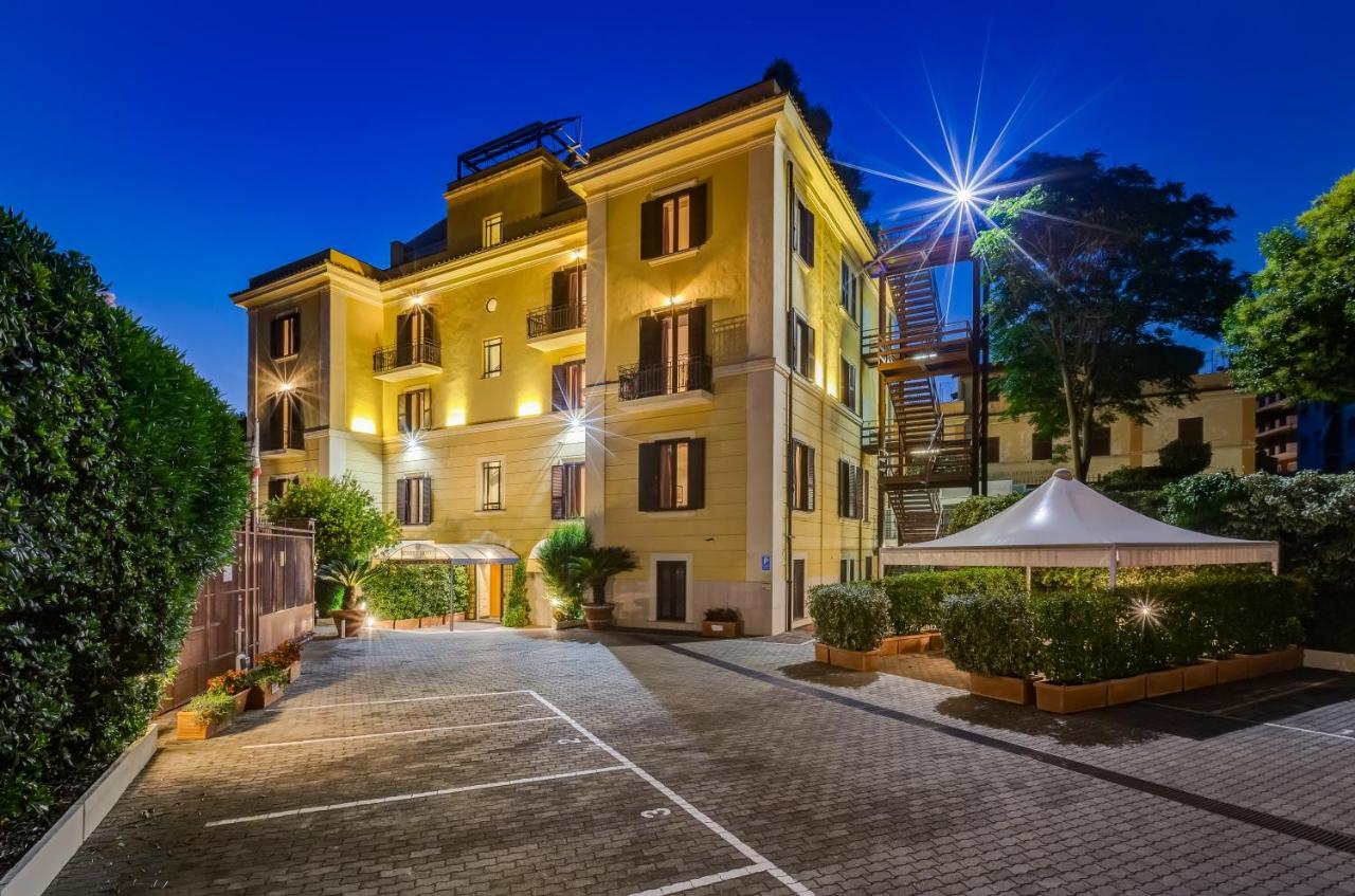 Hotel Romoli