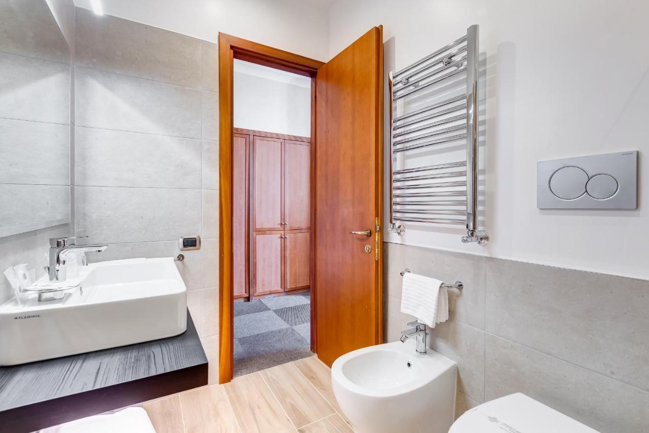 Hotel Romoli